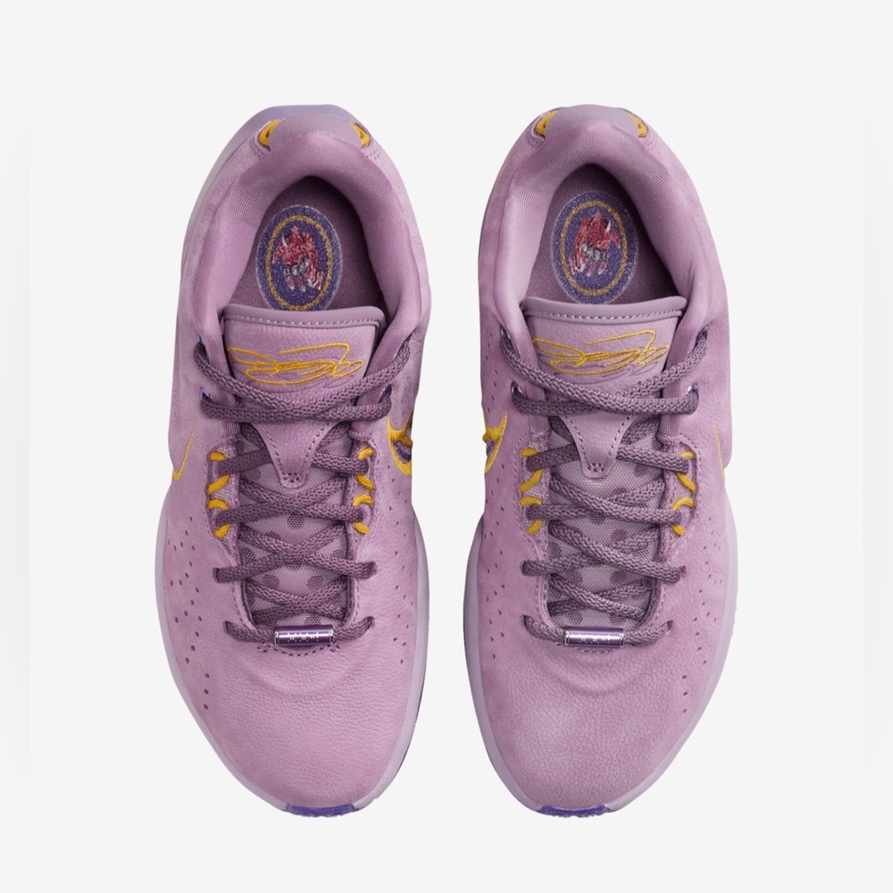 Nike Lebron‎ XXL Freshwater Purple/Gold Size W 7.5/M 5.5